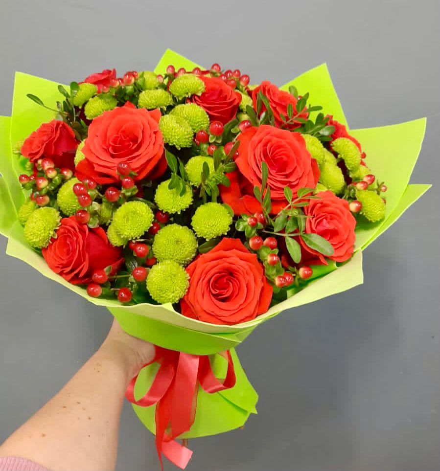 Букет цветов из: Хризантемы и Розы в Вознесенском