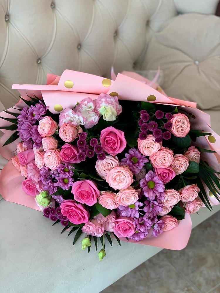 Букет цветов из: Хризантемы, Розы и Лизиантусы в Вознесенском