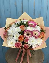 Букет цветов из:  Розы, Герберы и Хризантемы в Вознесенском