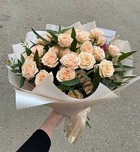 Букет Кремовые розы Латте в Вознесенском