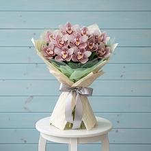 Букет цветов из:  Орхидеи и Розы в Вознесенском