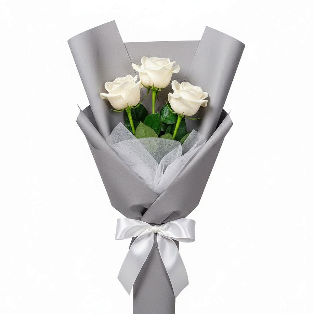 Букет 3 белые розы в Вознесенском