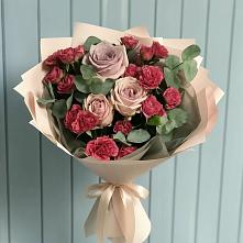 Букет цветов из:  Гвоздики и Розы в Вознесенском