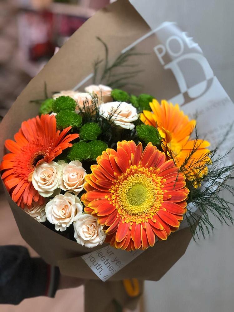Букет цветов из: Герберы, Хризантемы и Розы в Вознесенском